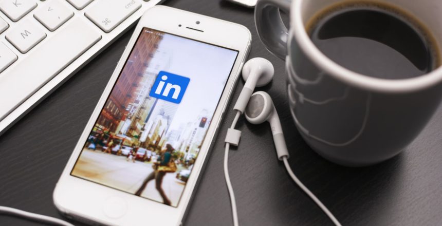 Networking on LinkedIn How to Create Meaningful Connections Online